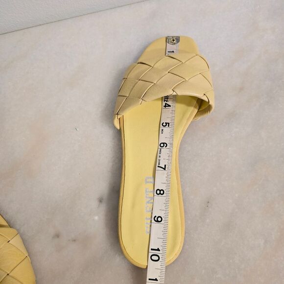 Silent D Anthropologie Ayda Yellow Leather Braided Slide Sandals Sz 41 NEW - Picture 8 of 9